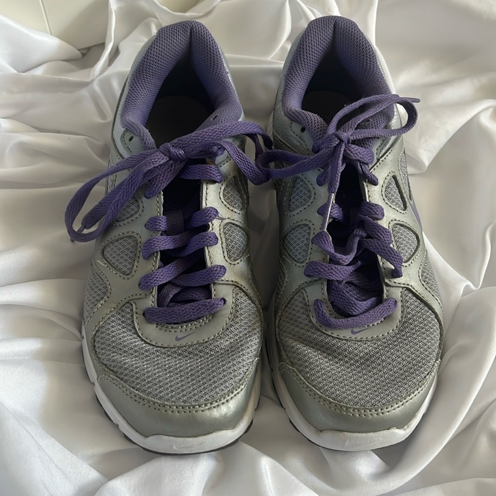 Ladies Nike Runners